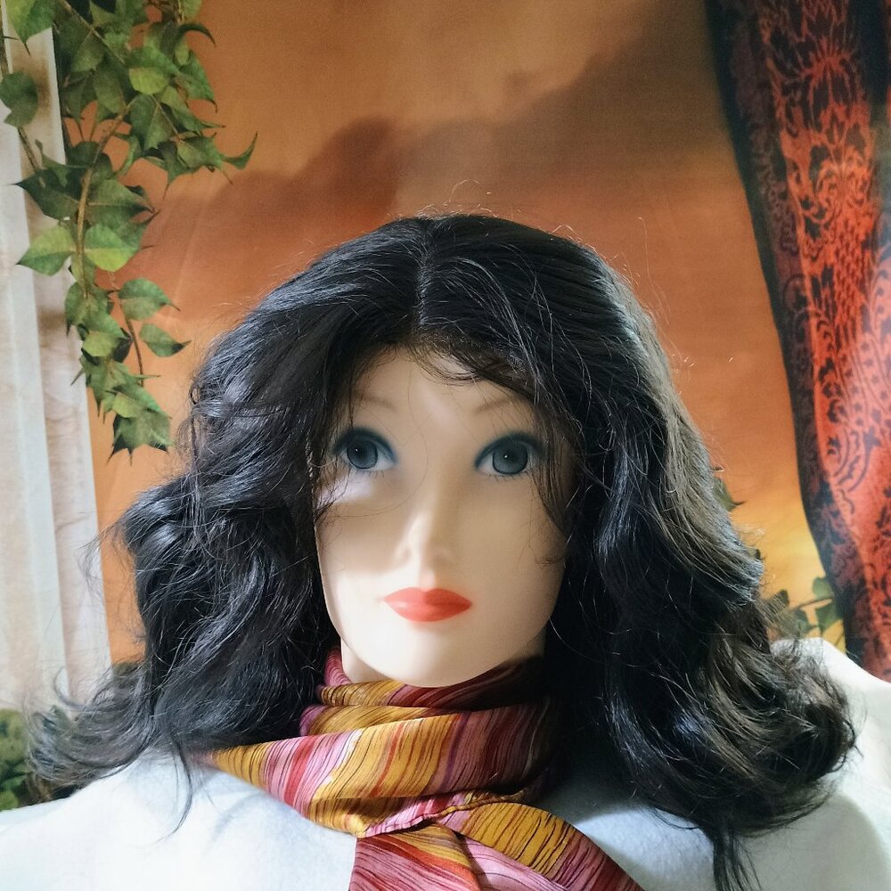 ANDRIA Hair 16" Black Short Bob Lace Front Wavy Wig